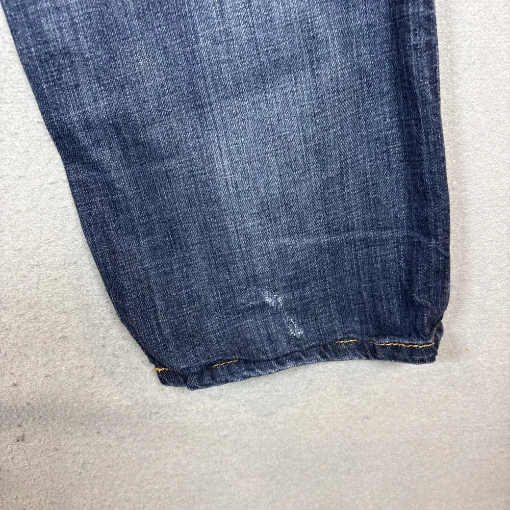 Levis please check